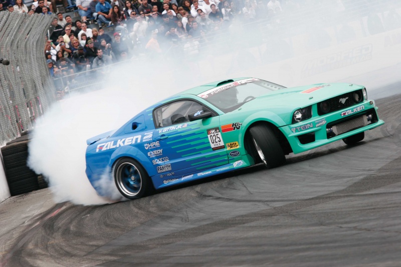 Datei:Falken Drift Team.jpg