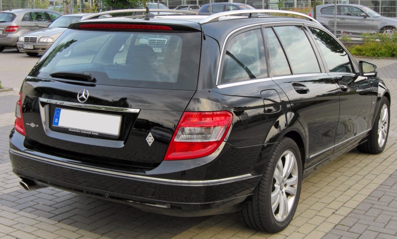 Datei:Mercedes C-Klasse T-Modell Avantgarde (S204) 20090720 rear.JPG